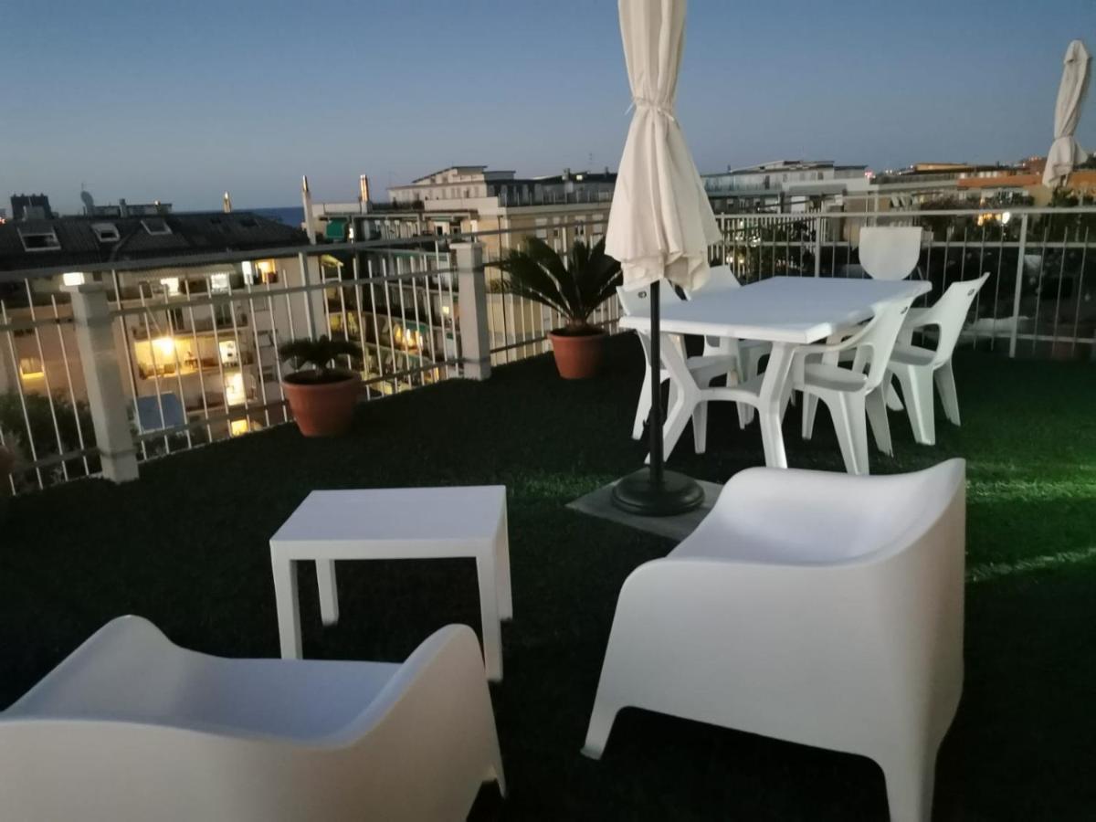 La Terrazza Apartment ฟัลโกนารา มาริตติมา ภายนอก รูปภาพ